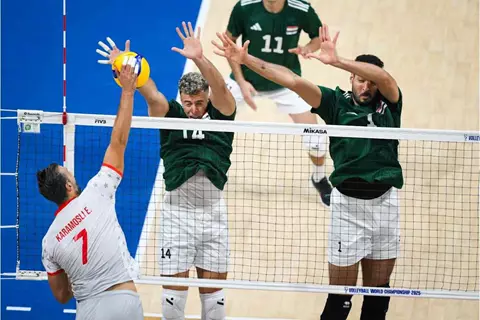 انتهى المشوار.. طائرة مصر تودع المونديال بعد سقوط مدوي أمام تونس